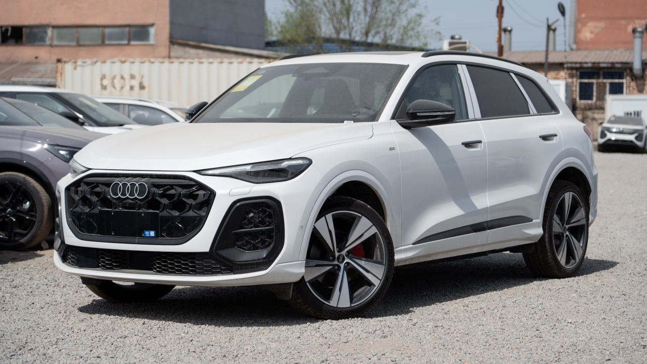 Audi Q5L MAX белый