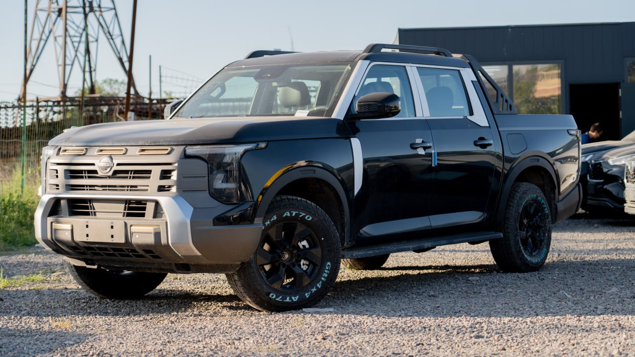 Nissan Frontier Pro 2.0T