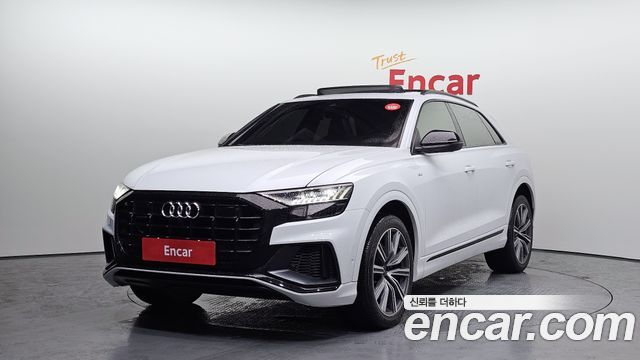 Audi Q8 2021