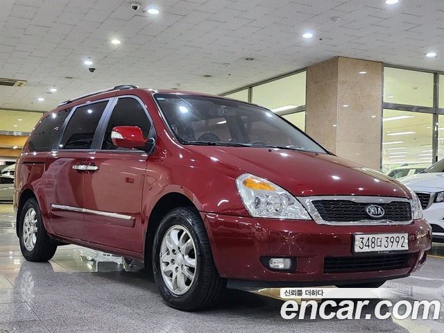 Kia Canival 2011