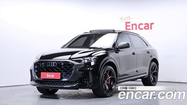 Audi RSQ8 2025