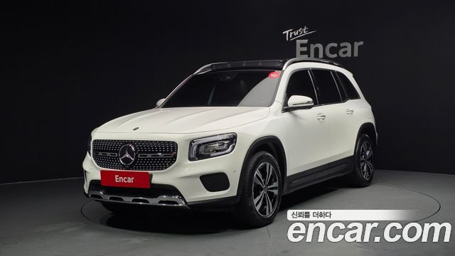 Mercedes-Benz GLB-Class 2021