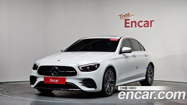 Mercedes-Benz E-Class 2022