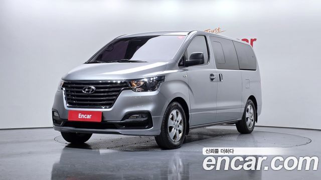 Hyundai Starex 2018