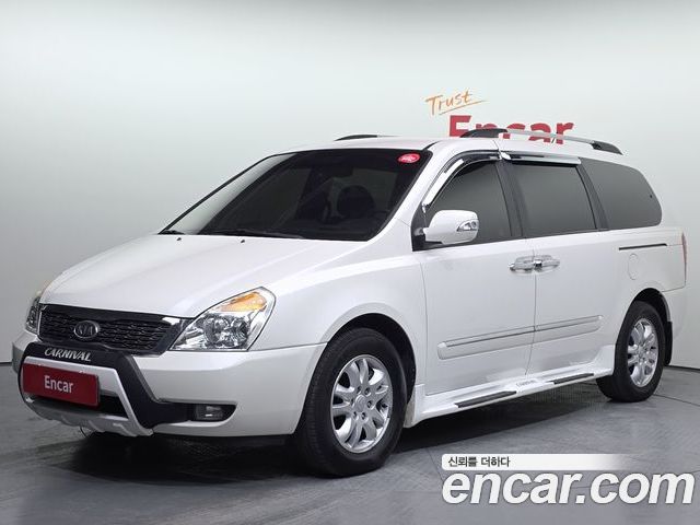 Kia Canival 2011