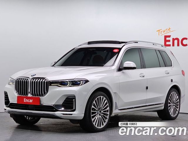 BMW X7 2021