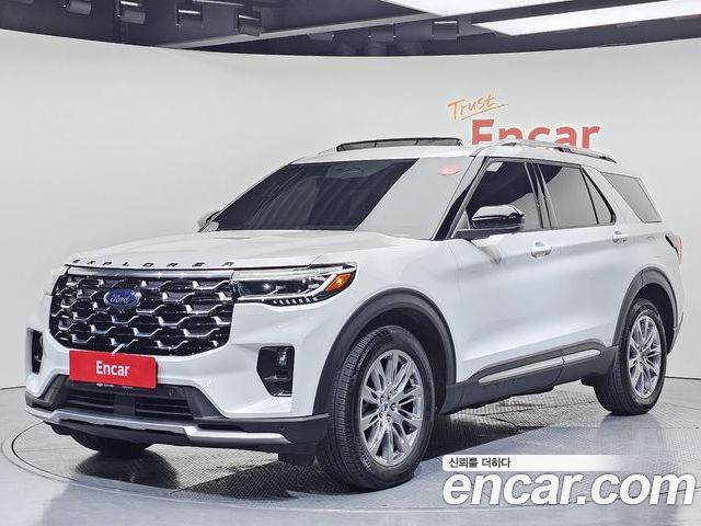 Ford Explorer 2025