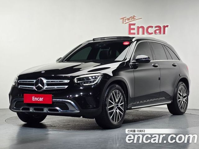 Mercedes-Benz GLC-Class 2021