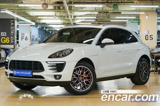 Porsche Macan 2016