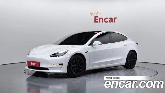 Tesla Model 3 2020