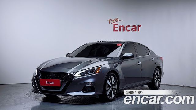 Nissan Altima 2019