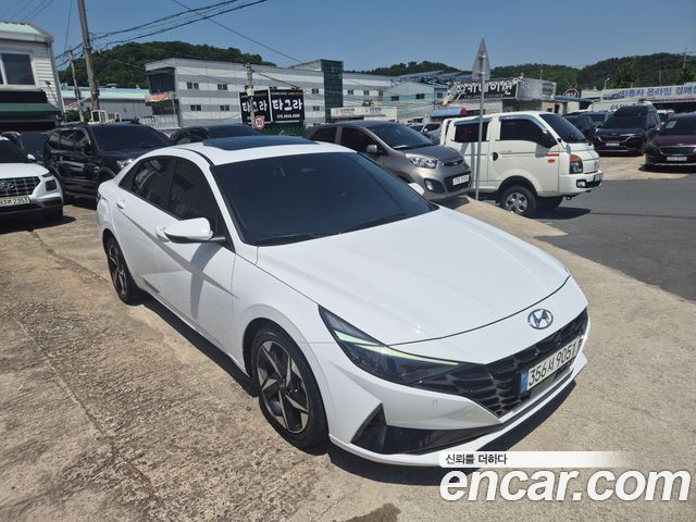 Hyundai AVANTE 2021