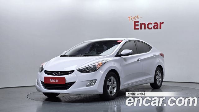 Hyundai AVANTE 2012