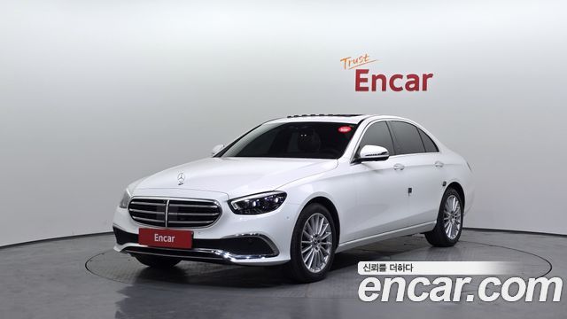 Mercedes-Benz E-Class 2022