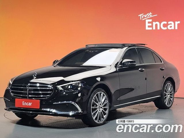 Mercedes-Benz E-Class 2023
