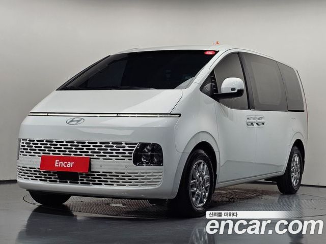 Hyundai Staria 2025