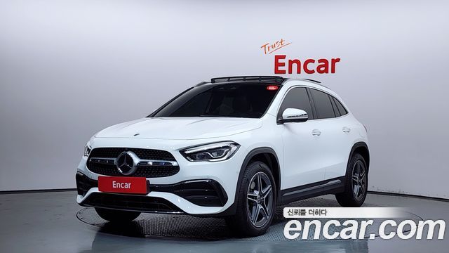 Mercedes-Benz GLA-Class 2023