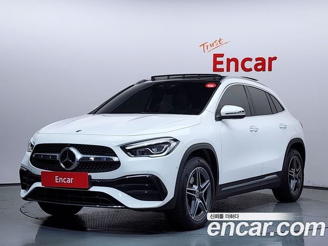 Mercedes-Benz GLA-Class 2023