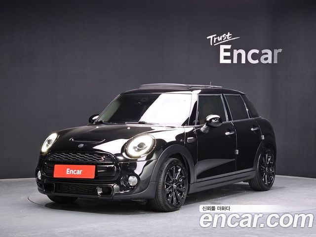 Mini Cooper 2018