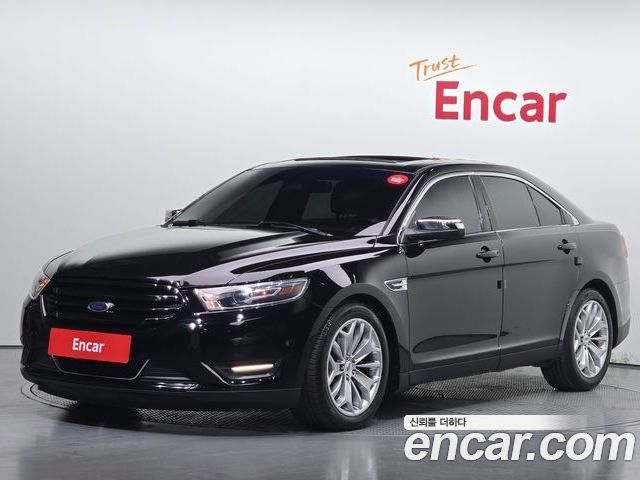 Ford Taurus 2017