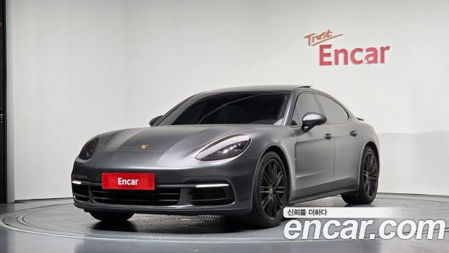 Porsche Panamera 2018