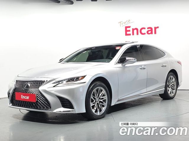 Lexus LS 2018