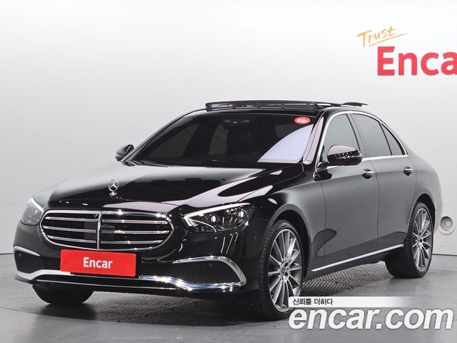 Mercedes-Benz E-Class 2023