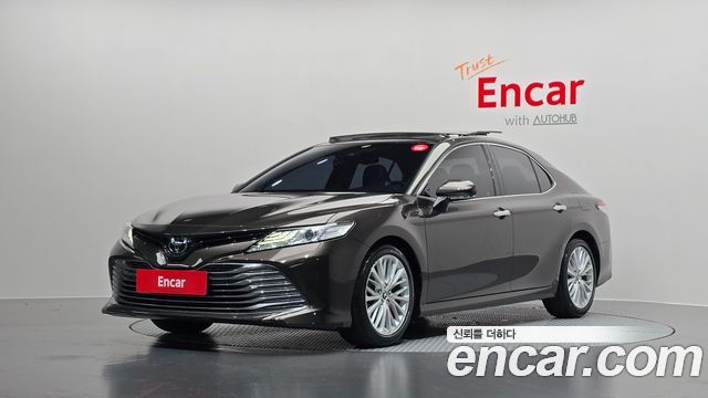 Toyota Camry 2019
