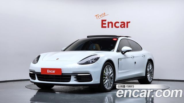 Porsche Panamera 2018