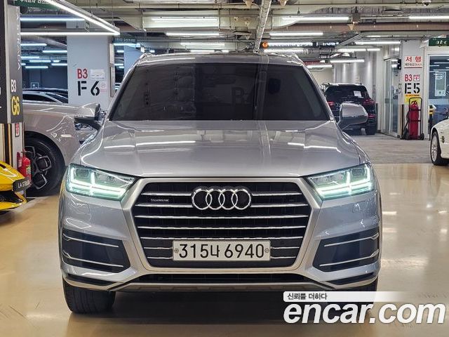 Audi Q7 2019