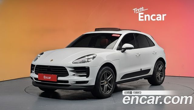 Porsche Macan 2021