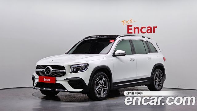 Mercedes-Benz GLB-Class 2023