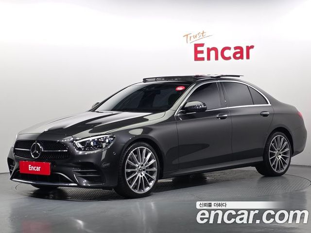 Mercedes-Benz E-Class 2022