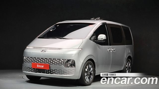 Hyundai Staria 2021