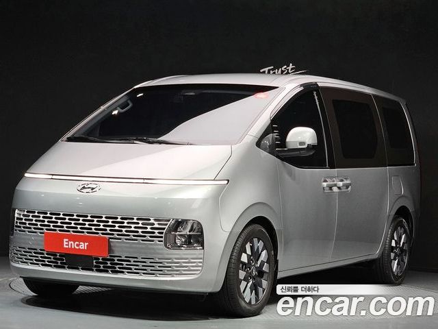 Hyundai Staria 2021