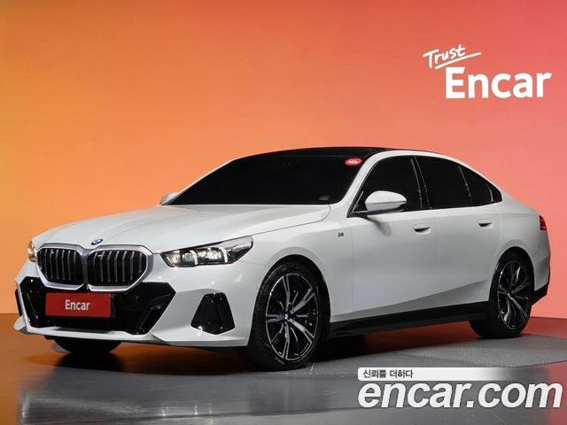 BMW 5-Series 2024