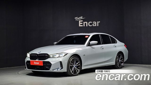 BMW 3-Series 2023