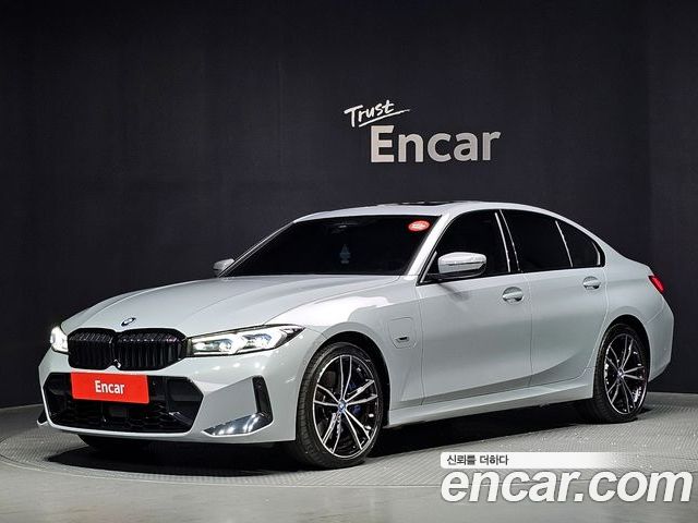 BMW 3-Series 2023
