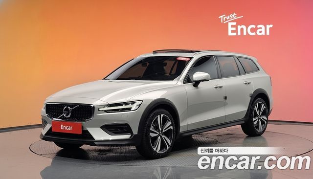 Volvo V60 2020