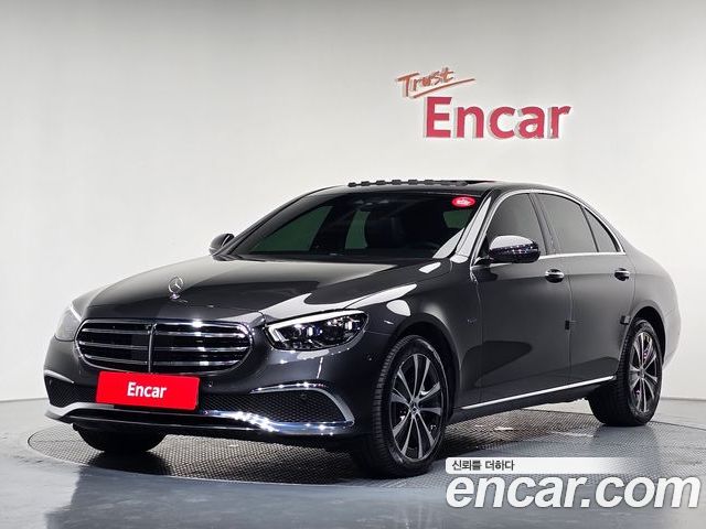 Mercedes-Benz E-Class 2021