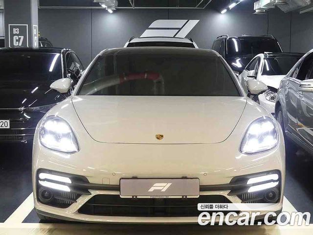 Porsche Panamera 2024