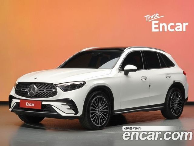 Mercedes-Benz GLC-Class 2023