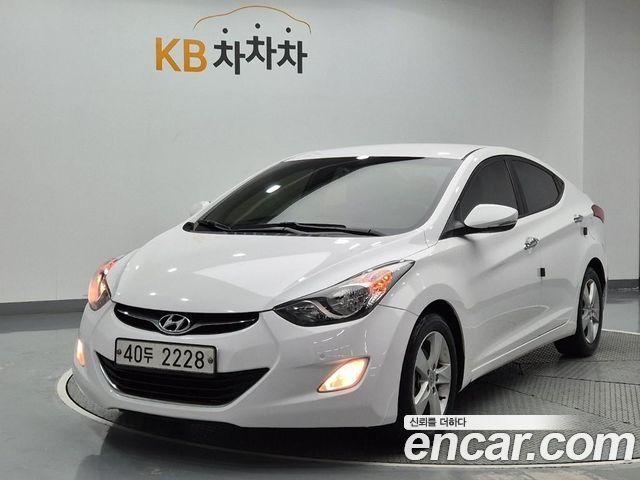 Hyundai AVANTE 2012