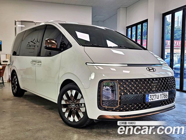Hyundai Staria 2022