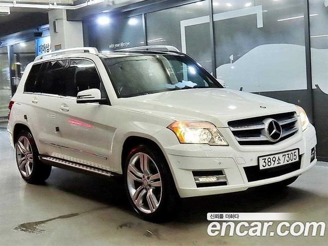 Mercedes-Benz GLK-Class 2011