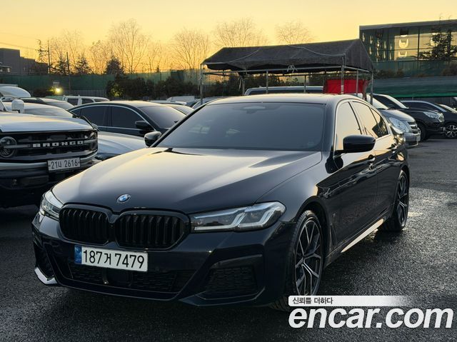 BMW 5-Series 2022