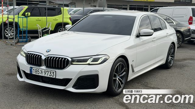 BMW 5-Series 2023