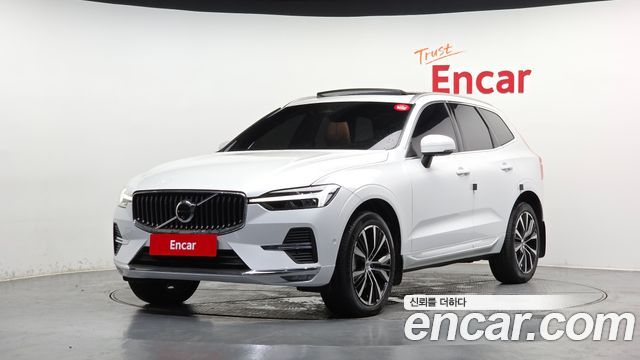 Volvo XC60 2025