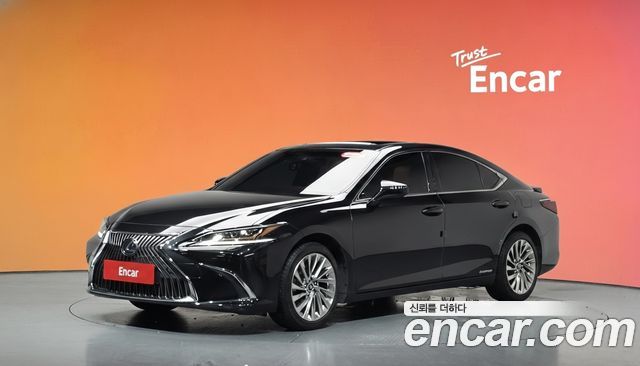 Lexus ES 2021