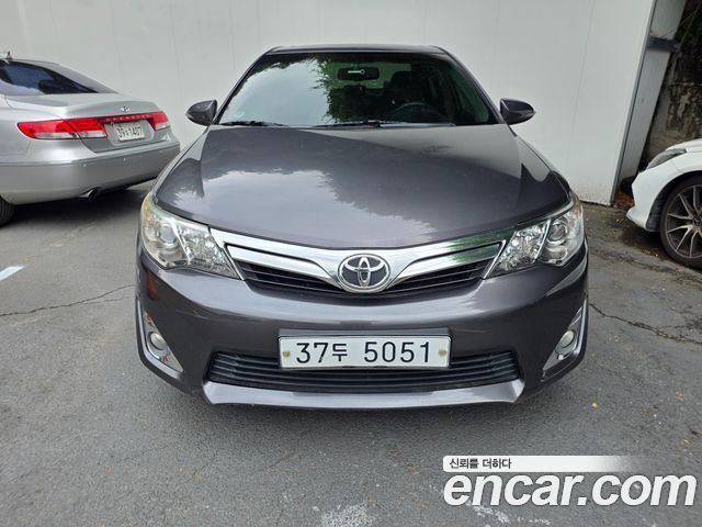 Toyota Camry 2014
